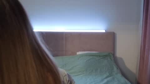 enjoyeverymoment_ online show from September 15, 8:32 pm