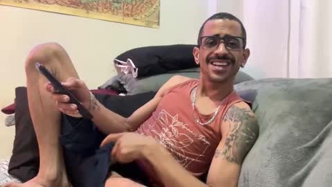 Luke online show from December 5, 4:23 am