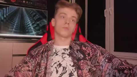 Enker online show from October 22, 10:33 pm