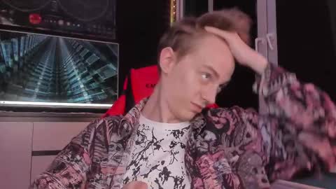 Enker online show from October 17, 8:13 pm