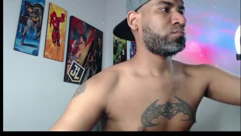 enriblack92 online show from February 20, 7:12 am