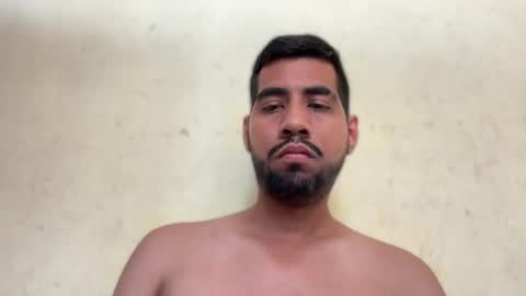 Enriquegc197 online show from January 1, 6:38 pm