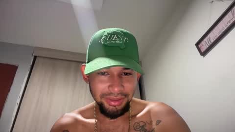 enyel_100 online show from May 1, 8:19 am