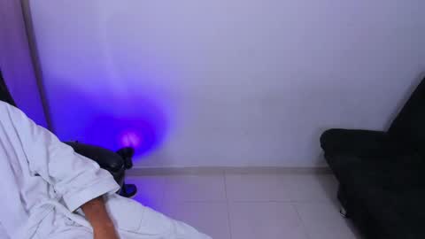 enyel_100 online show from May 27, 4:42 am