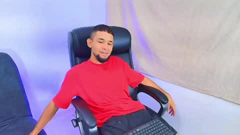 enyel_100 online show from May 5, 7:41 pm