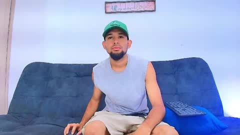 enyel_100 online show from April 30, 1:32 am