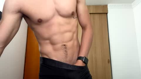 enzo_savage online show from June 29, 11:43 am