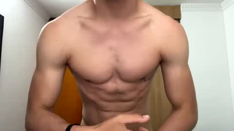 enzo_savage online show from June 19, 11:49 am