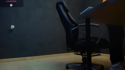 EnzoRace online show from October 21, 4:39 am