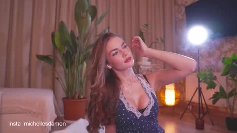 Ana Marie online show from November 25, 2:10 am