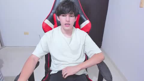 eren_tatakae online show from January 14, 2:41 am