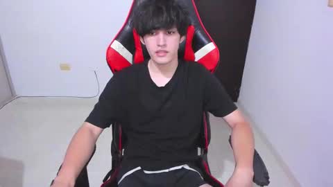 eren_tatakae online show from February 16, 11:47 pm