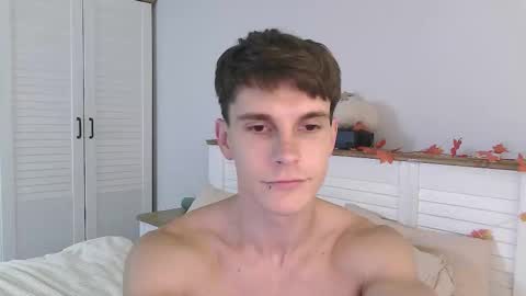 Eric Crush online show from October 15, 4:05 am