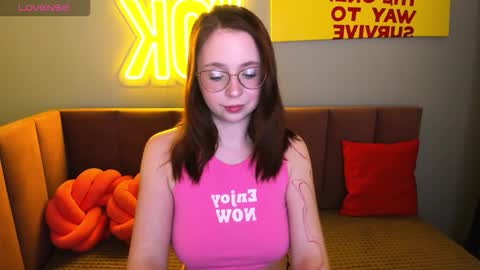 Erica 3 online show from January 17, 1:37 am