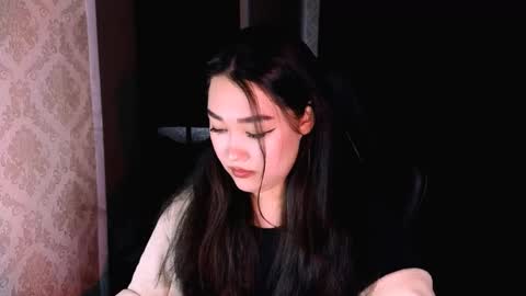 Snapshot of erica_wayne chatting on October 30, 9:43 am Erica Wayne online show from October 30, 9:43 am