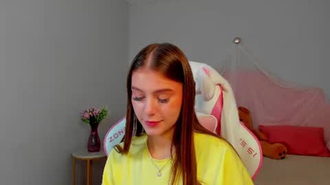 EricaFoxes online show from July 31, 5:41 am