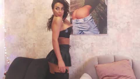 Erikabeee online show from February 4, 9:17 am