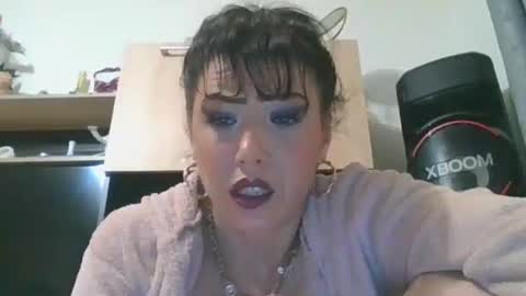 erikaguapa1989 online show from April 25, 2:36 am