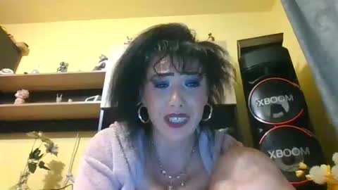 erikaguapa1989 online show from October 24, 2:56 am