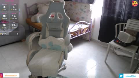 erina_1 online show from April 24, 5:59 pm