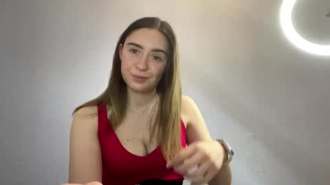 Lily online show from June 2, 5:15 pm