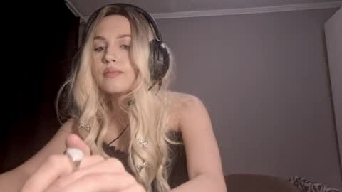 Katrin online show from May 1, 8:58 pm