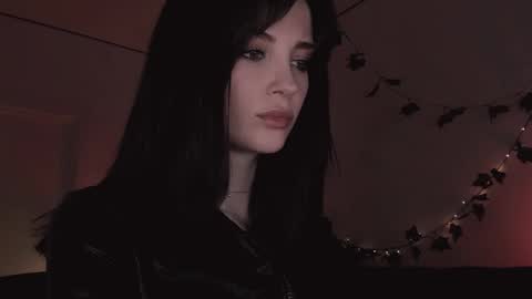 erohaze online show from November 30, 3:19 pm