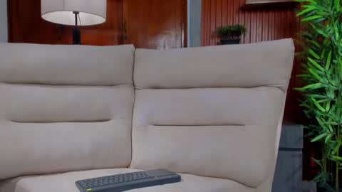eros_becker_ online show from April 25, 4:14 am