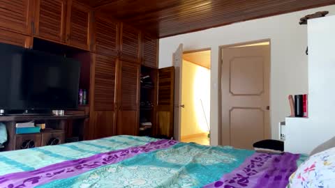 April online show from February 26, 3:54 pm