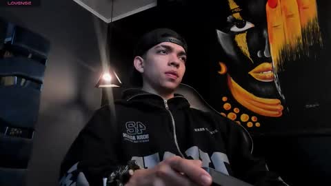 Eryon online show from December 1, 11:19 am