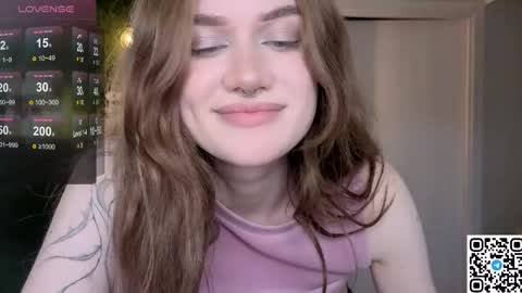 EshleGreen online show from May 1, 9:42 pm