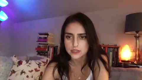 esimaralda online show from June 27, 12:16 am