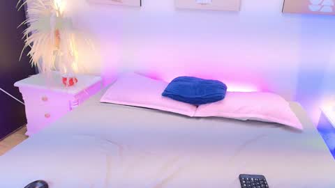 esmeralda online show from March 3, 5:36 am