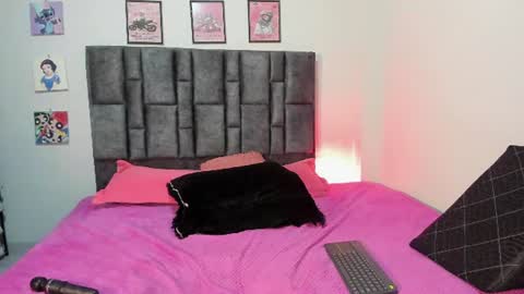 Perla online show from July 25, 6:33 am