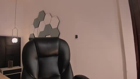 Snapshot of esmeraldagracex chatting on September 21, 2:59 am Esmeralda Grace  online show from September 21, 2:59 am