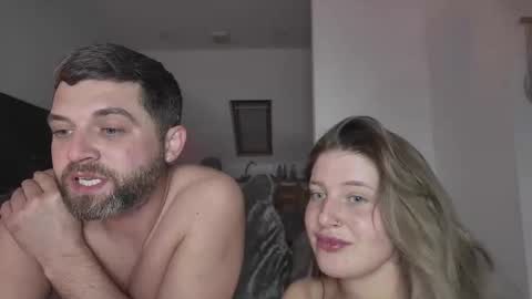 essexcouple online show from March 12, 12:47 am