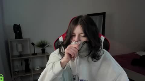 esteria online show from December 14, 9:13 pm