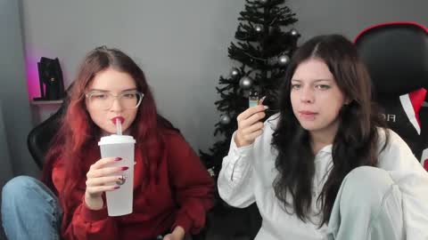 esteria online show from December 23, 9:08 pm