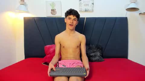 esteban_cum18 online show from March 17, 7:19 pm