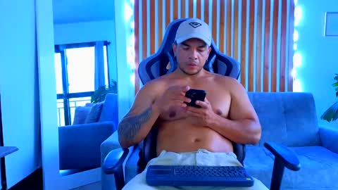 ESTEBAN online show from May 31, 7:48 pm