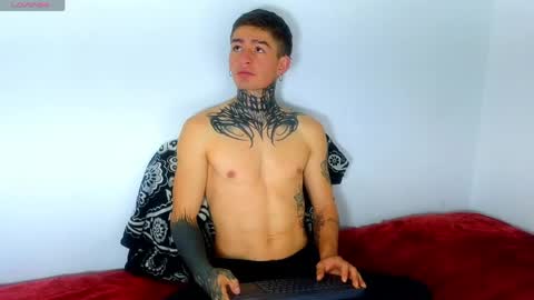 Esteban independent model online show from April 27, 1:19 pm