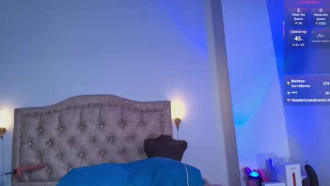 Snapshot of estebanperez_ chatting on September 22, 3:27 pm Esteban online show from September 22, 3:27 pm
