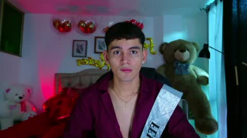 Esteban online show from April 28, 11:36 am