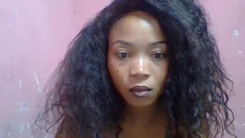 Snapshot of estelah20 chatting on October 2, 11:20 am estelah20 online show from October 2, 11:20 am
