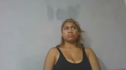 estelah796836 online show from May 28, 7:06 am