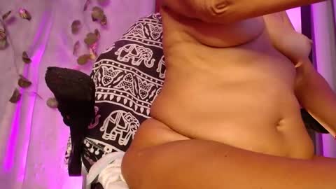 estelamaris online show from February 7, 2:08 am