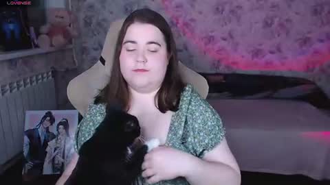 estelle_hicks online show from July 9, 7:18 pm