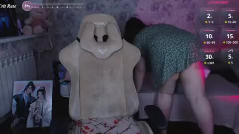 estelle_hicks online show from July 10, 7:18 pm