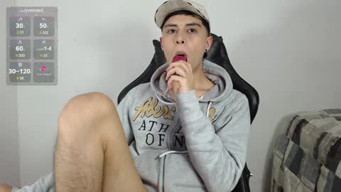 estemann_69 online show from January 8, 6:09 am