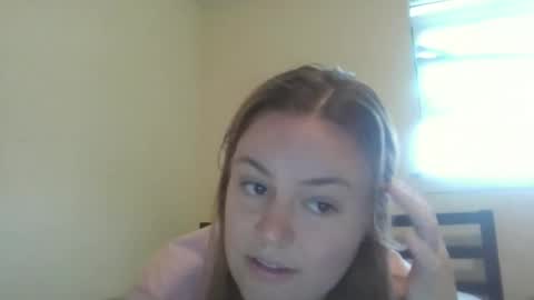 Esther online show from November 10, 8:00 pm